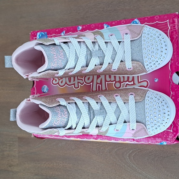 Sketchers Women's Twinkle Toes: HI-Lites-Heart Pop - Color: Rose Gold - Size: 8 - Picture 2 of 9